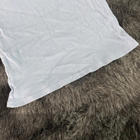 Baby blue ribbed tank top - Picture 3 of 16